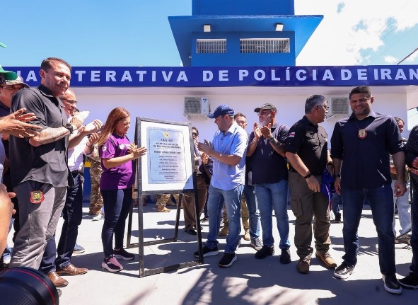 Governador Roberto Cidade inaugura delegacia em Iranduba