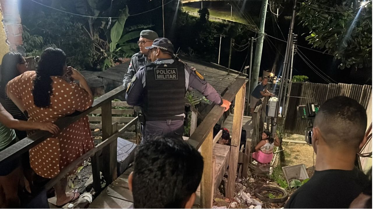 Homem é encontrado morto com vários tiros em rua do bairro Novo Israel