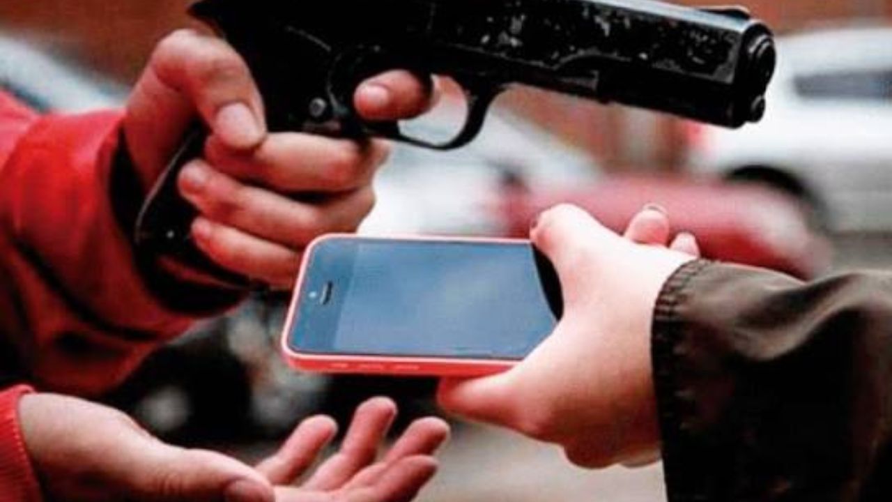 Manaus é a 7ª cidade do país com maior taxa de roubos e furtos de celulares