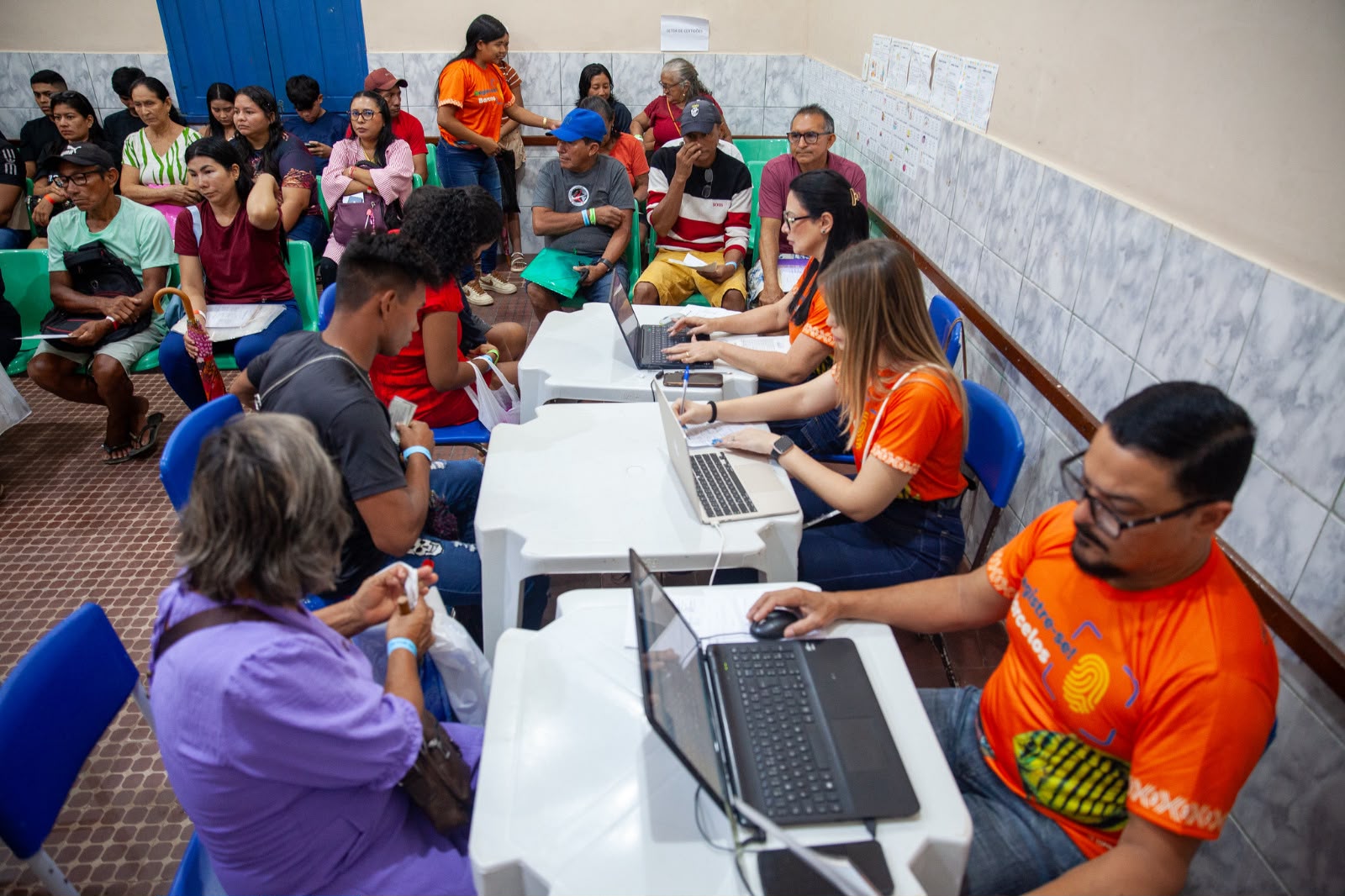 Imagens do mutirão Registre-se